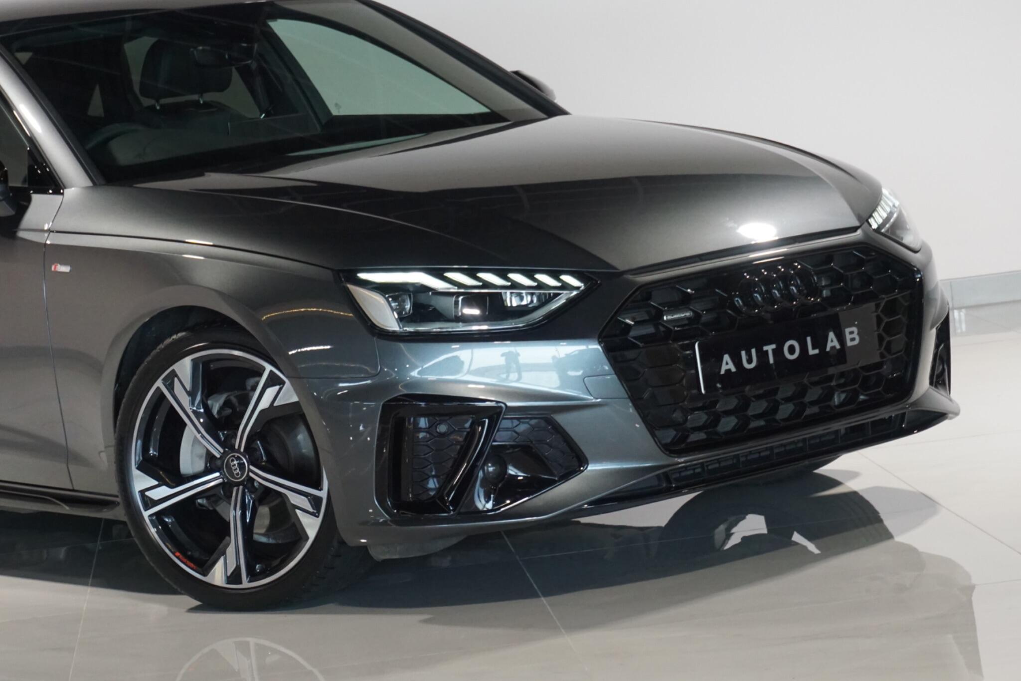 Audi A4 2.0 TDI 40 Black Edition Saloon 4dr Diesel S Tronic quattro Euro 6 (s/s) (204 ps)